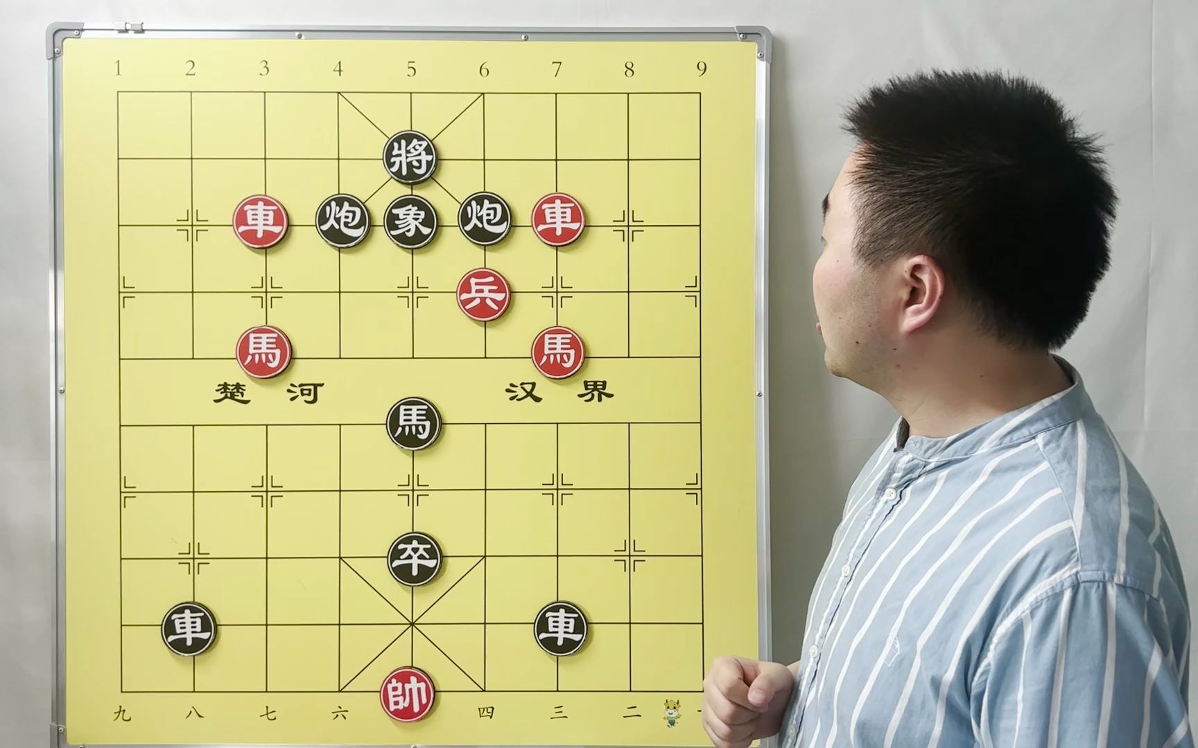 中国象棋排局集锦第39集,红方两个羊角马虎视眈眈立在黑方河口象肩,黑将危矣!哔哩哔哩bilibili