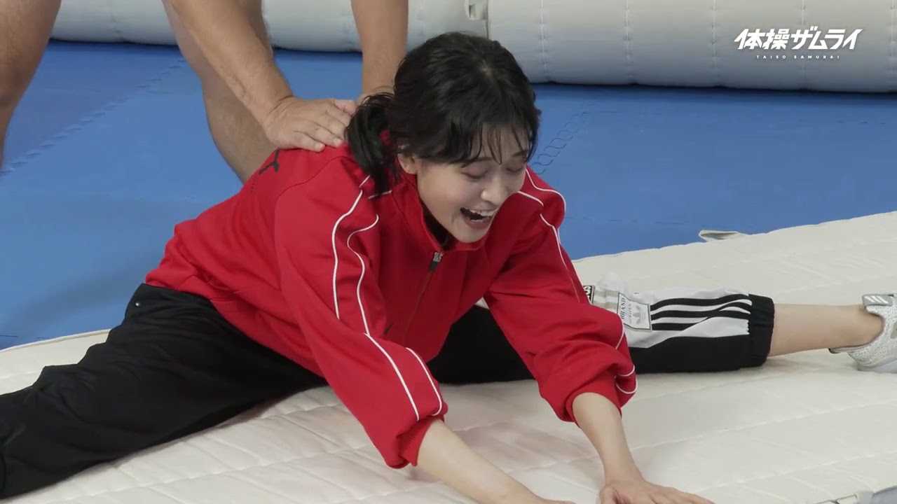 tv动画《体操武士》联动企划第十节课~开脚柔软篇~_哔哩哔哩 (゜-゜)