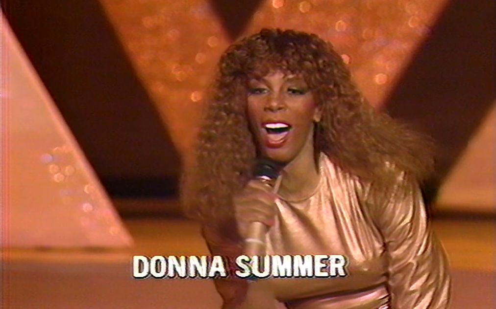 [图]【迪斯科经典】Donna Summer - Hot Stuff (Live 1982.01.25 AMA)