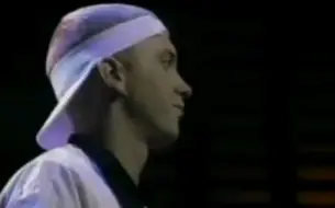 Download Video: 嘻哈天王阿姆(Eminem)- Marshall Mathers (Live)