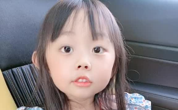 人类幼崽到底有多可爱 这歌唱的太有气势了94宝宝们听出啥歌没?