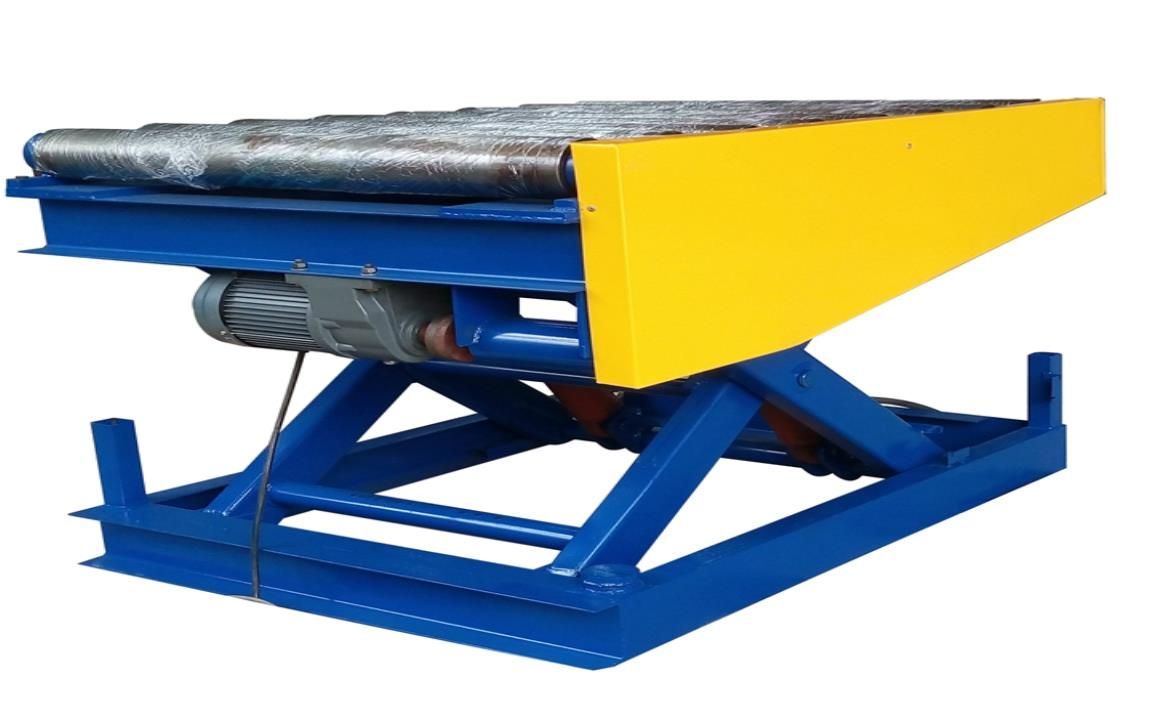 自行走电动剪叉升降平台载人高空作业车全自动剪叉液压升降机