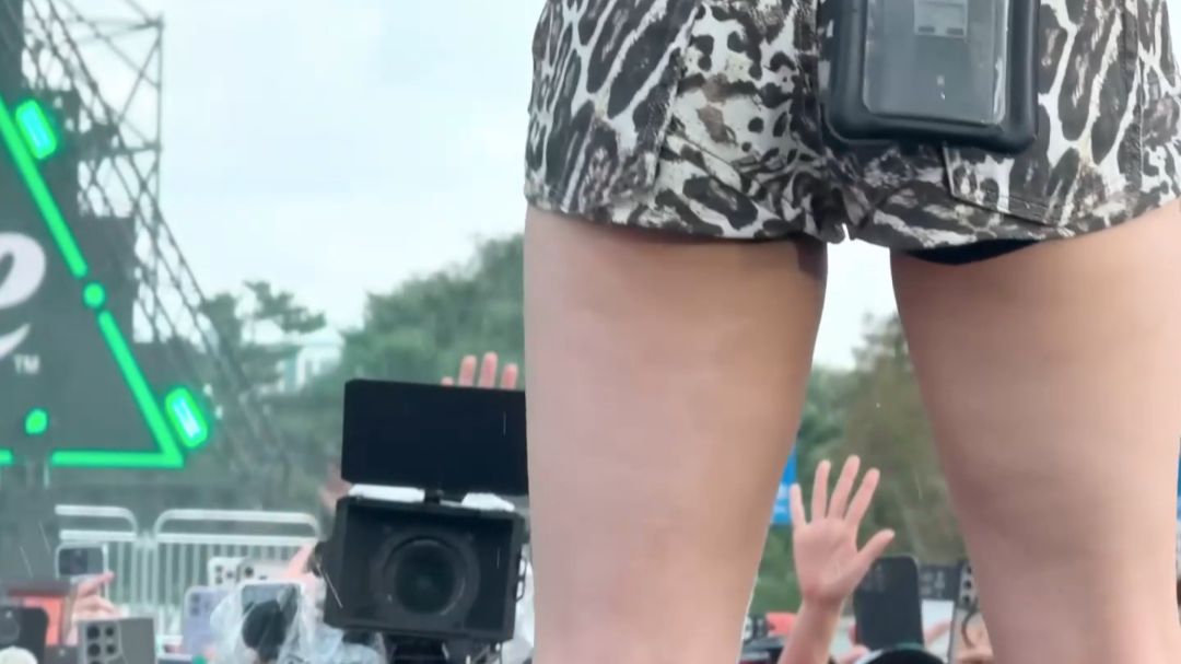 Whiplash Karina AESPA 柳智敏 刘知珉  近距离正面视角 首尔水弹节 饭拍1
