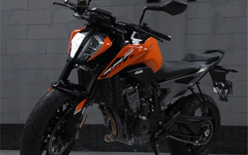 选择一台小四轮让你免受风吹日晒还是选择风和自由呢#ktm790#隐形车衣