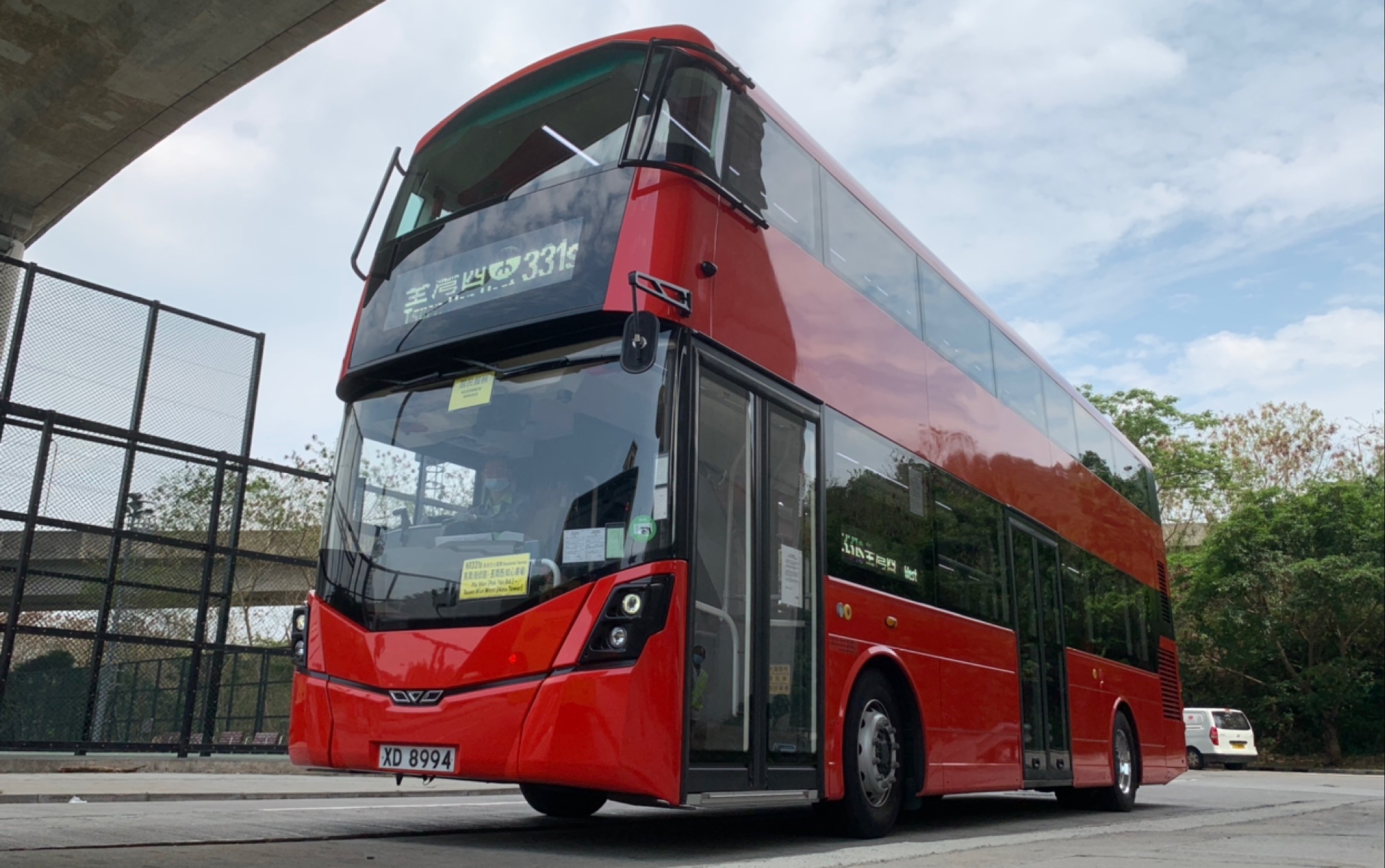 【遠征馬灣】陽光巴士 wrightbus streetdeck 離開總站