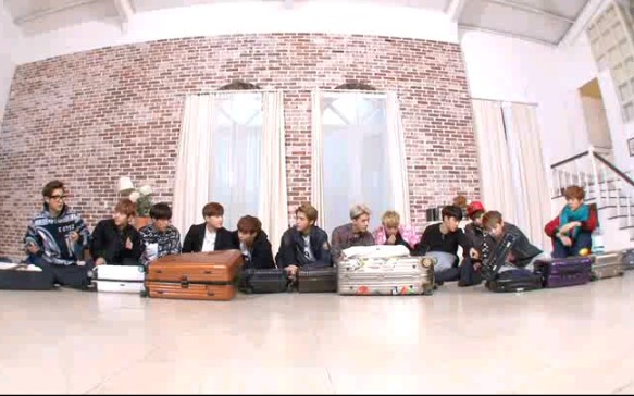 [图]【exo团综】EXO's first box