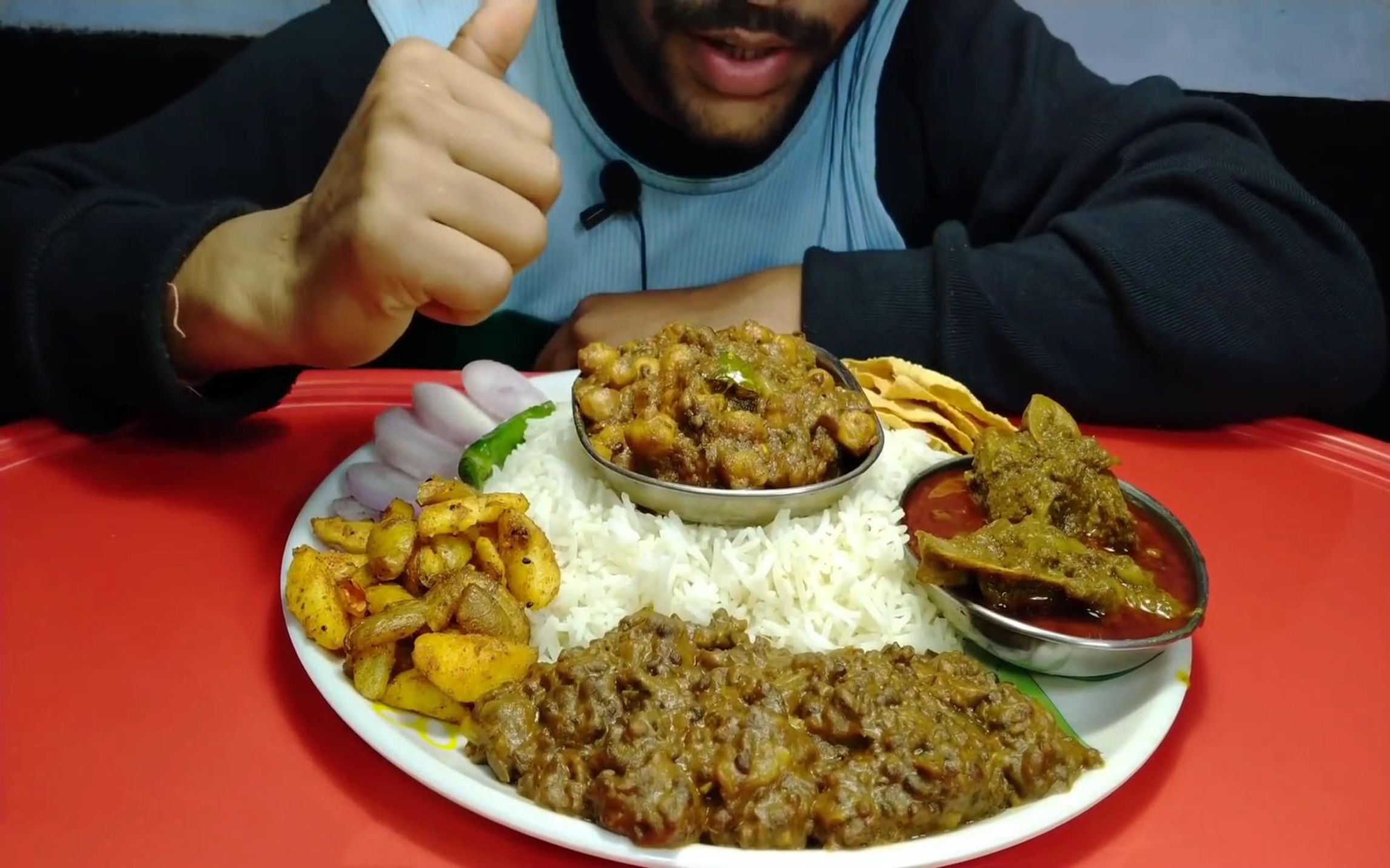 印度三哥小吃手抓饭糊糊:basmati米饭 chana masala 炸土豆 蛋tadka