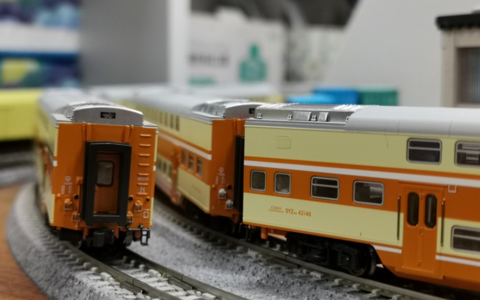 n比例两列syz25b西子号会车广深快车