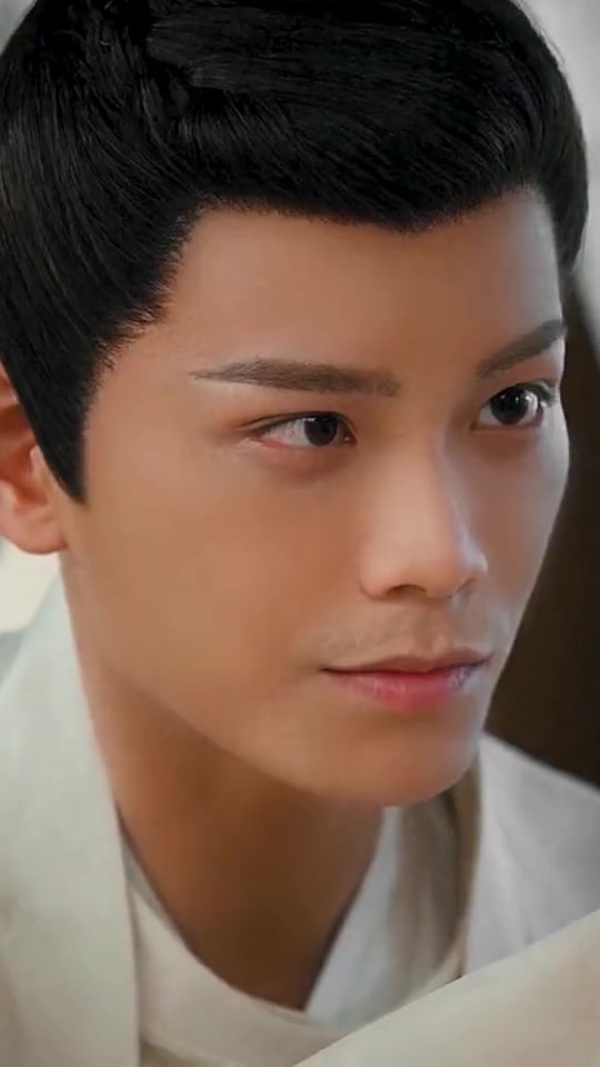 丁禹兮,会单边挑眉的男生到底有多撩人?