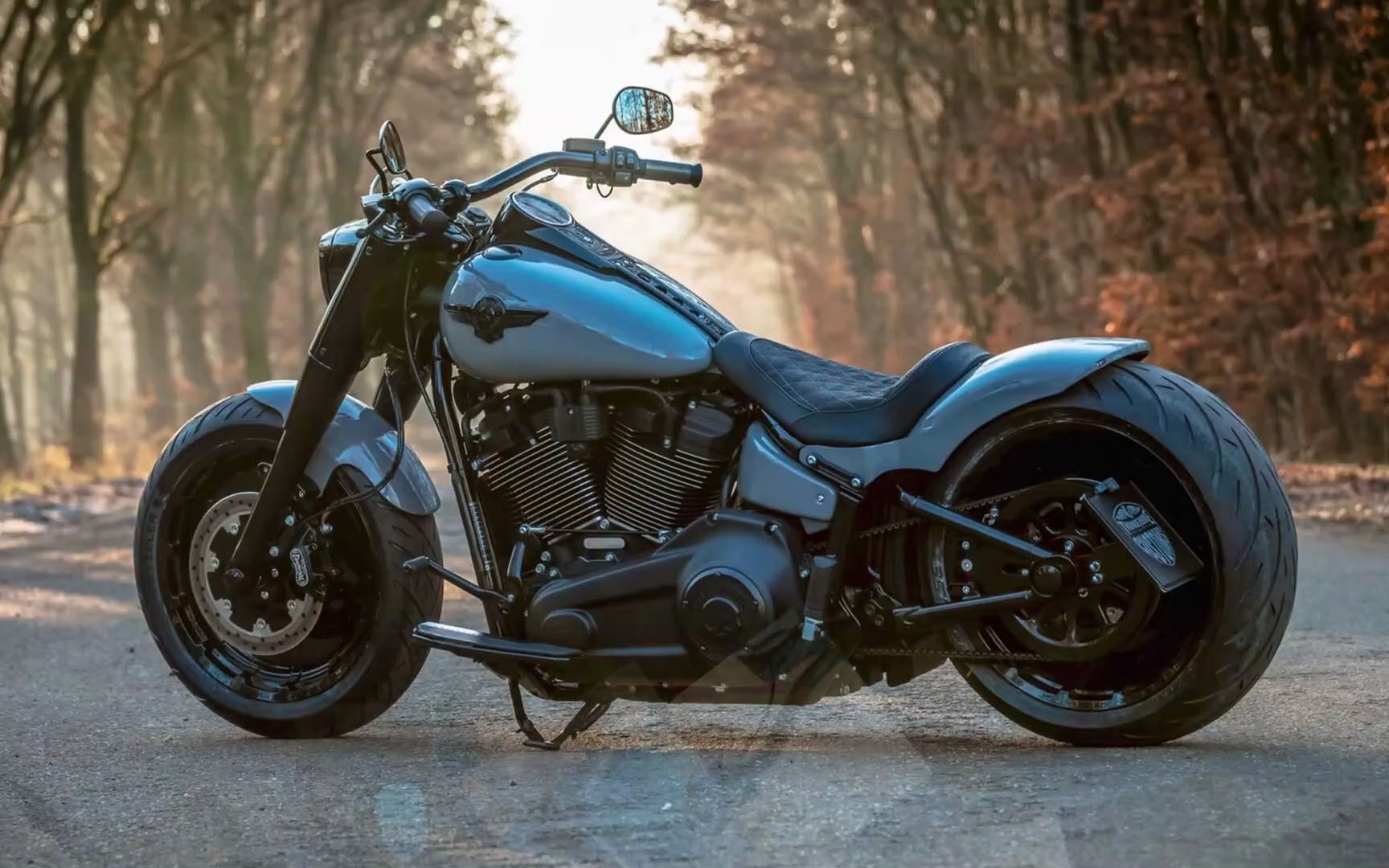 2022哈雷戴维森fat boy定制new dude a&t设计