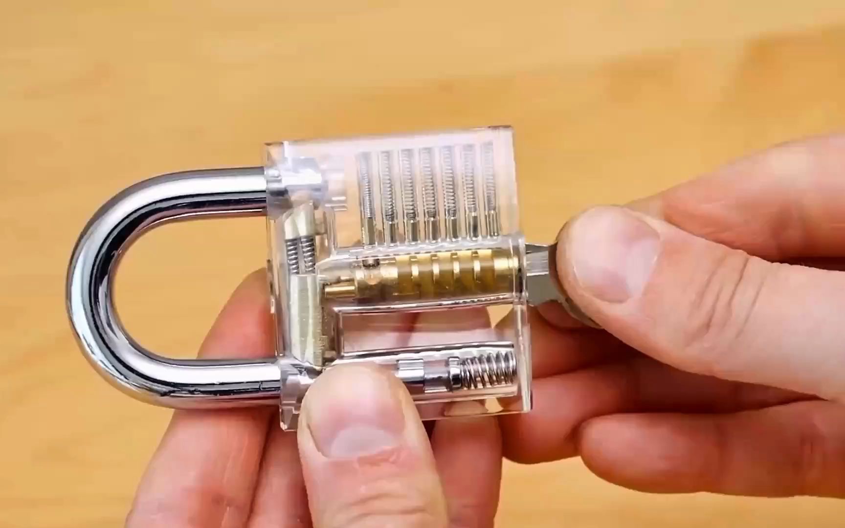 原来钥匙是这样开锁的钥匙开锁原理涨知识科普