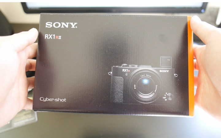 【开箱】信仰已充值!SONY RX1R II开箱哔哩哔哩bilibili