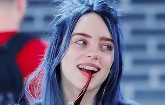 用一首badguy的时间体味碧梨的美貌!