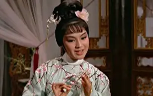 Скачать видео: 【古装】女巡按（1966）