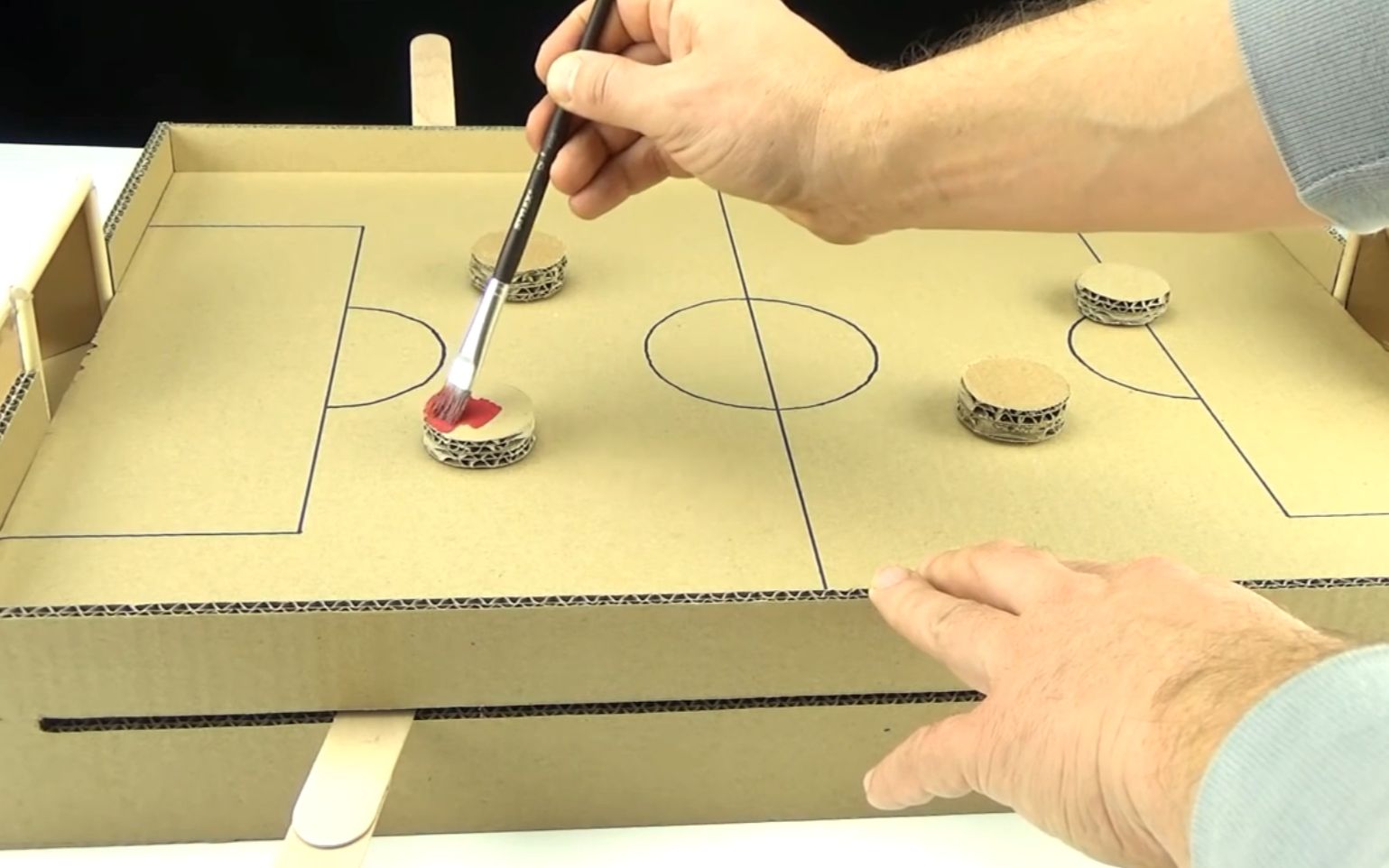 手工制作桌面小足球自己动手其乐无穷