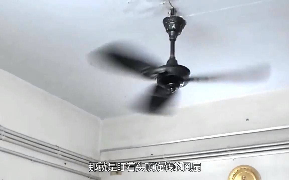 吊扇突然掉下来会发生什么?老外作死亲测,多年疑惑终于解开了