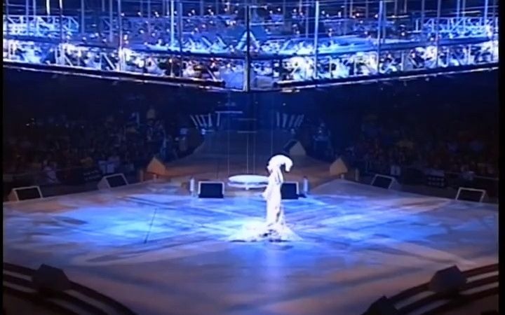 [图]劉德華 - 忘情水 - 2001夏日Fiesta演唱會 超清版