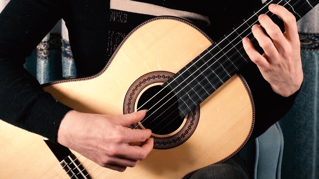 古典吉他 #莫勒弹吉他 leyenda传统结构的音色!