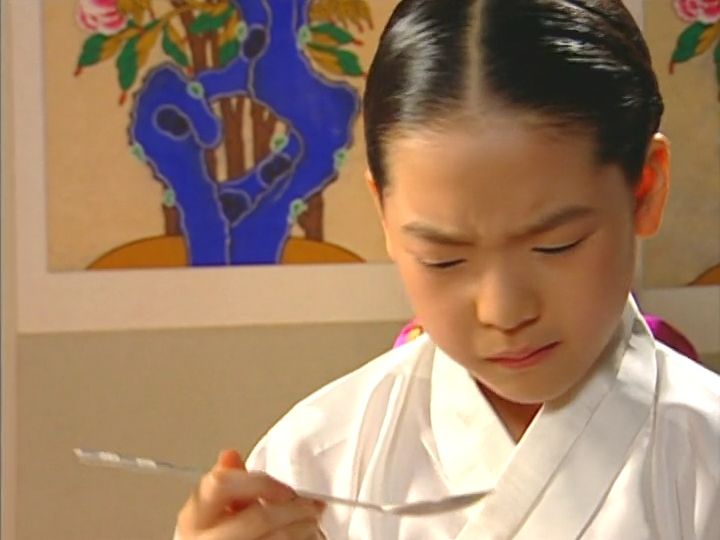 韩剧大长今精彩片段 崔尚宫用独自秘方做的御膳 公主依旧禁食 王上深