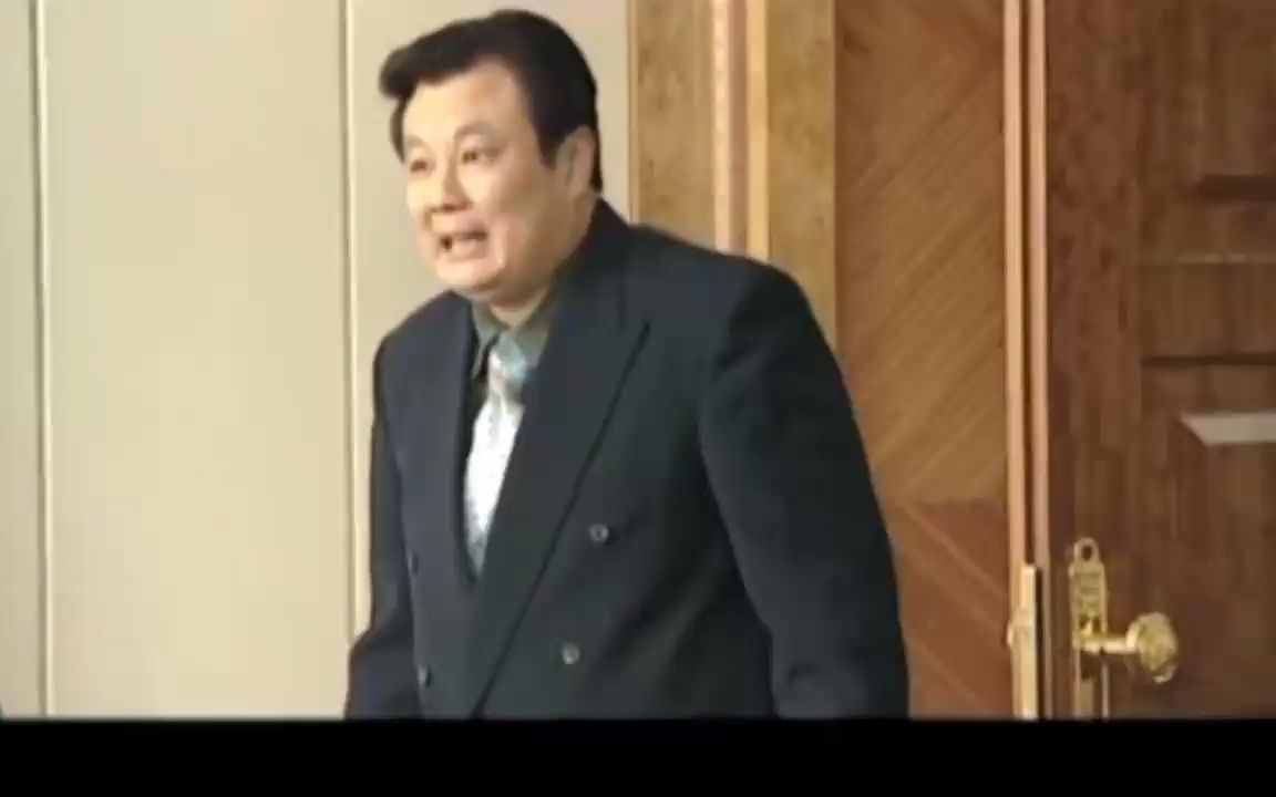 龙年档案:市长彻查县委书记家,怎料米缸里都是钱,存折都十几个手机游戏热门视频