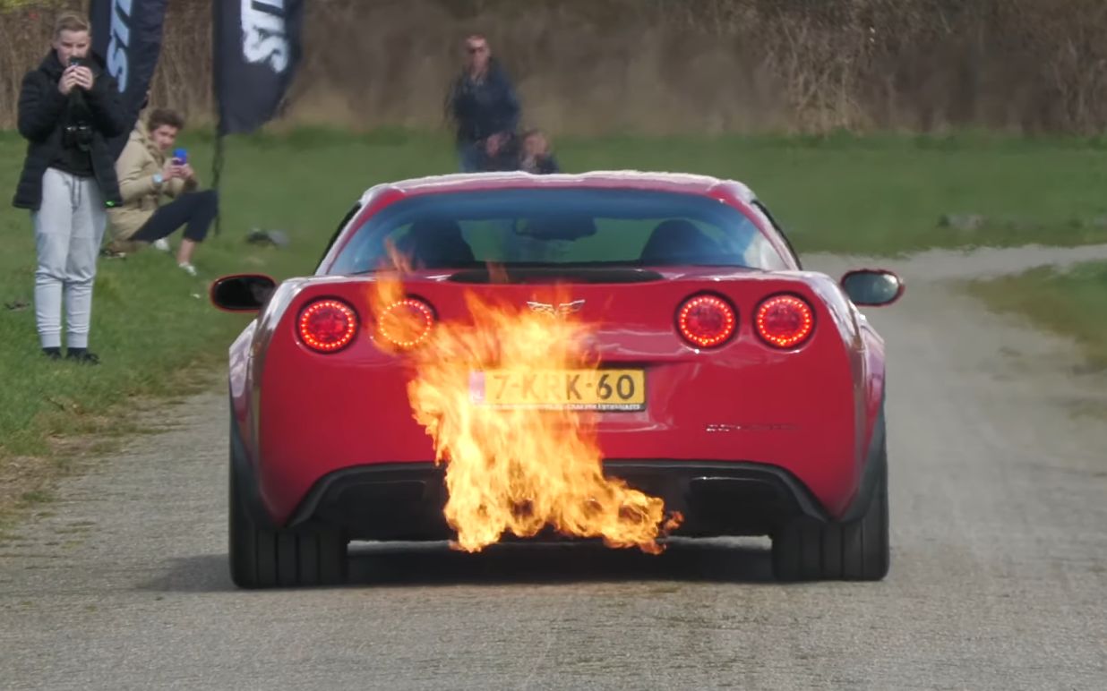 喷火的五菱王超跑到来兰博基尼卖炭翁飓风法拉利812飓风sto日产top