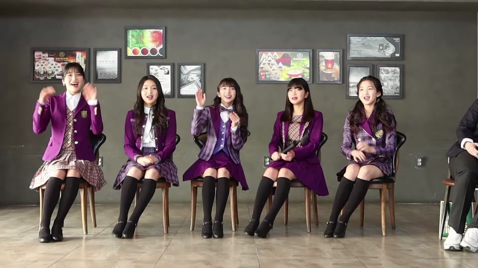 [软虫] busters  - 平均年龄14.7周岁的女团来啦! ep.01 200514