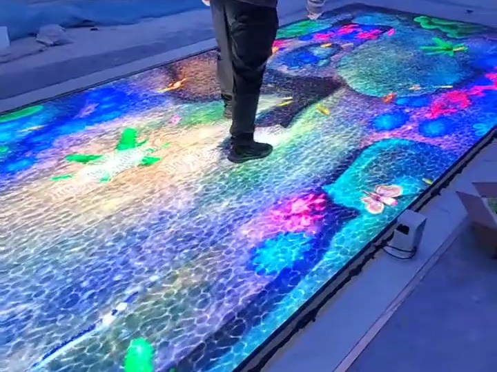 led互动地砖屏视频 室内led可踩踏地板屏视频 重力感应地面屏