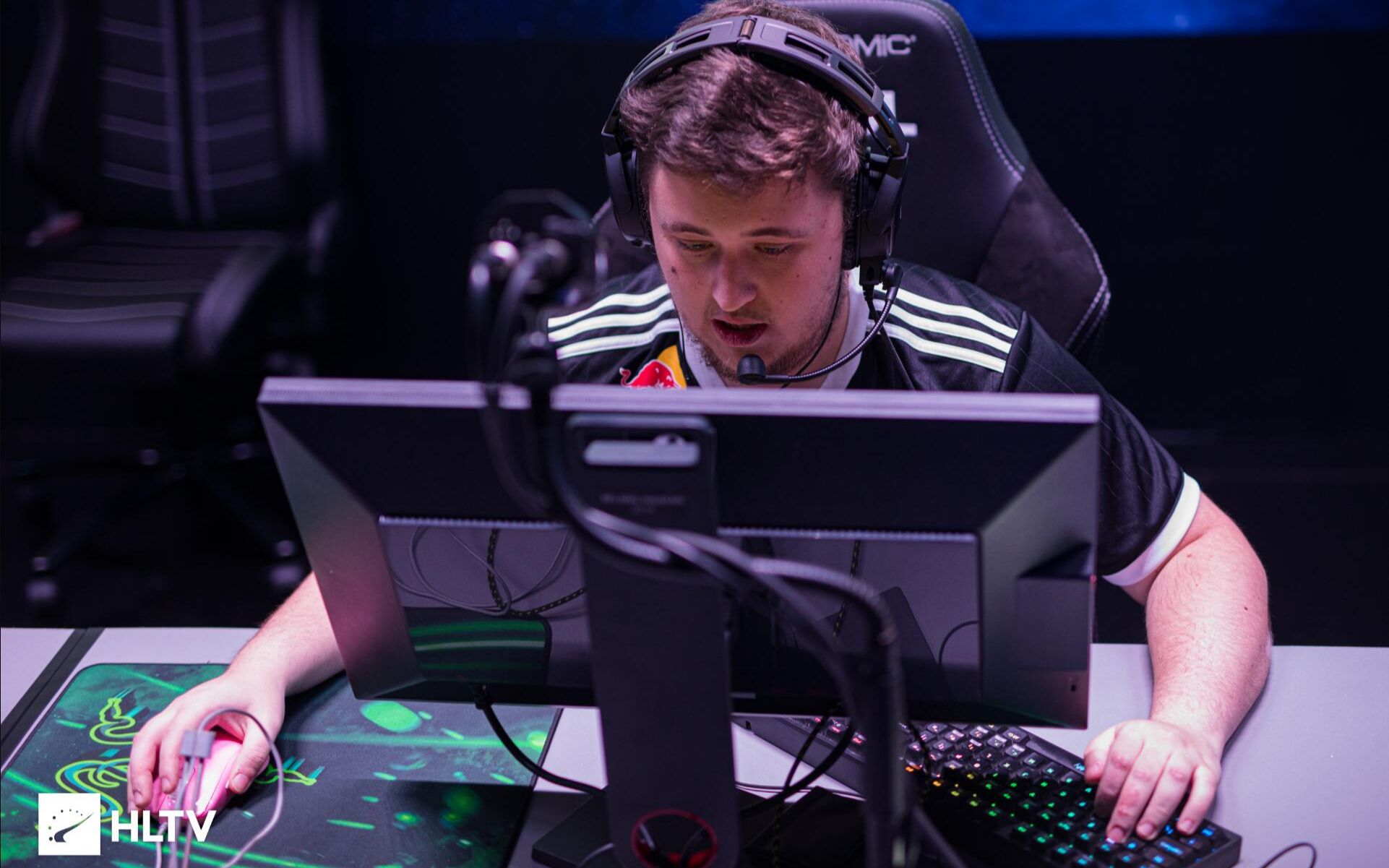 [职业哥pov] - zywoo在fpl重拳出击(35击杀)