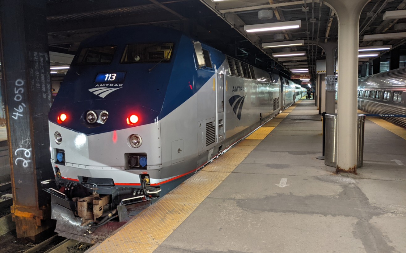 [图]2021-11-07 美铁Amtrak 湖畔限定号 Lake Shore Limited 448次 （芝加哥-阿尔巴尼-波士顿）终到波士顿南站