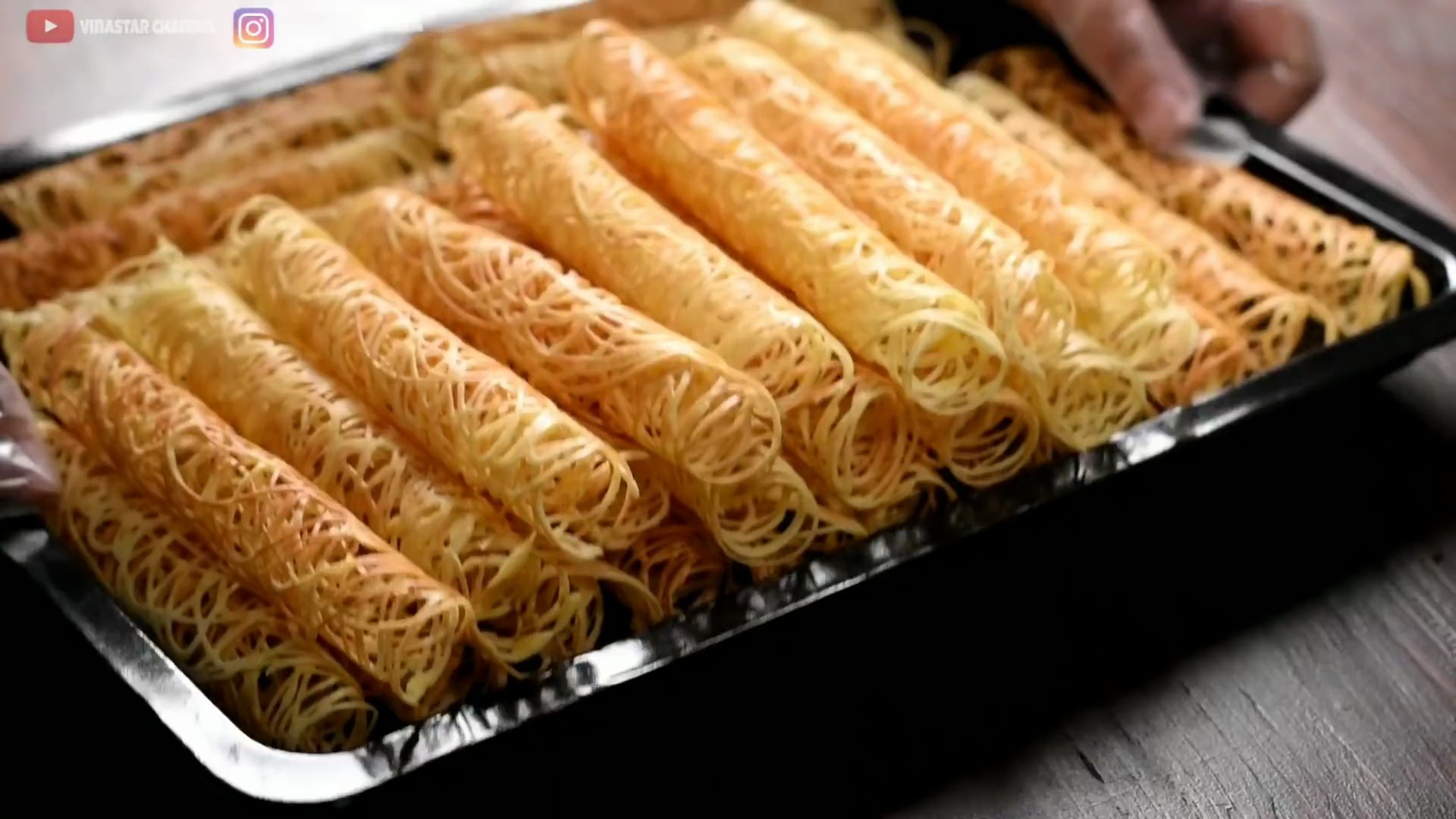 59/10000 实时翻译 划译 一个腐烂的蜘蛛窝煎饼.一个鸡蛋那么多.