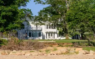 Download Video: 位于纽约州萨格港的一座美丽水景别墅|1 Fahys Rd Sag Harbor, NY