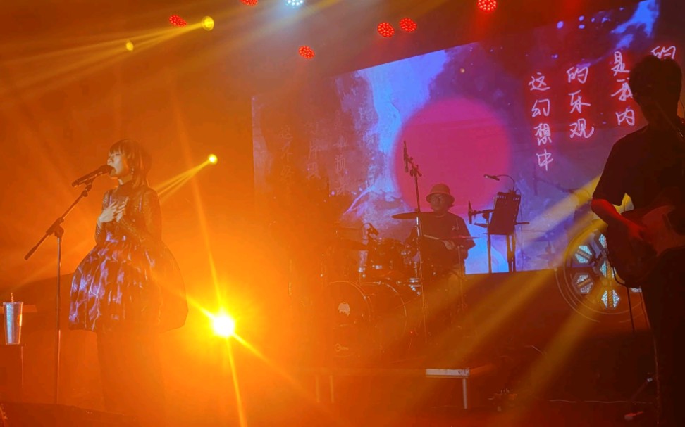 [图]预谋邂逅（live）-阿肆 2022巡演武汉站