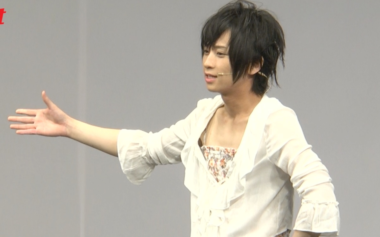 镜镜就是要微笑