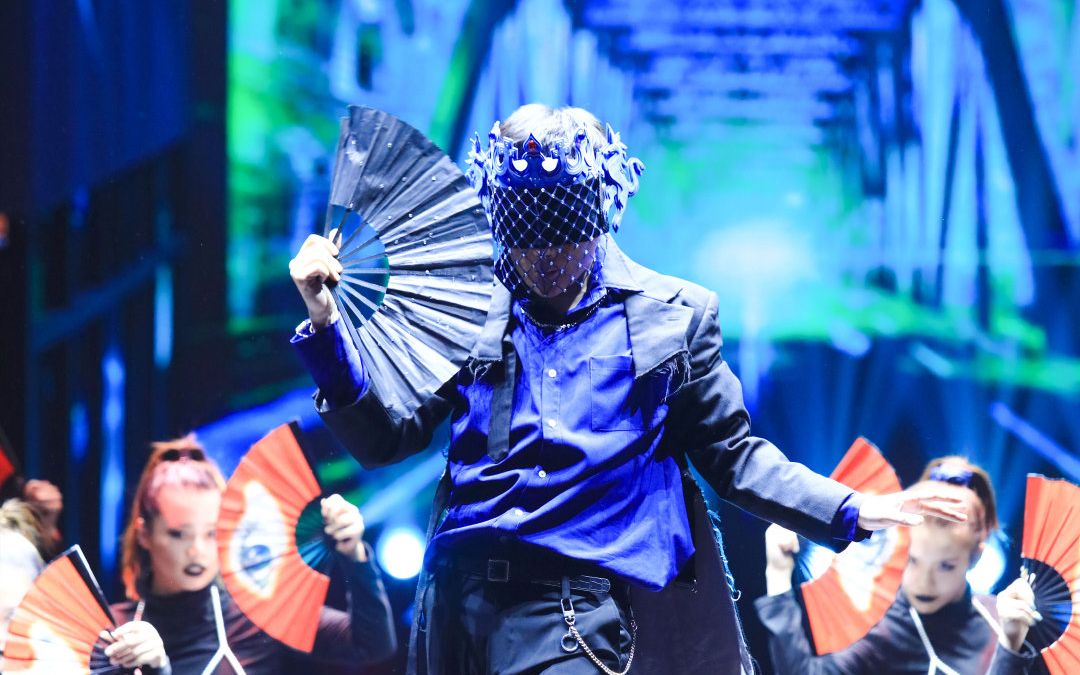 刘维舞台蒙面舞王小王子男爵齐舞