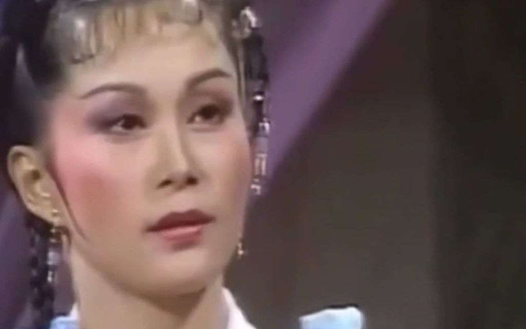 [图]32年过去了，但这首《珍珠传奇》主题曲《望断西京留传奇》，一响起，仍勾起很多回忆