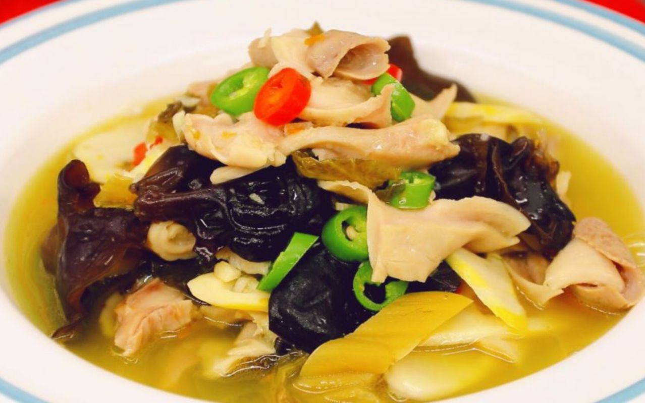 不煲汤,不爆炒,这样做的酸菜猪肚开胃又下饭,收藏起来_哔哩哔哩 (゜-