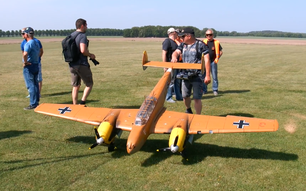 梅塞施密特 me-110 g4 重型战斗机 遥控像真模型