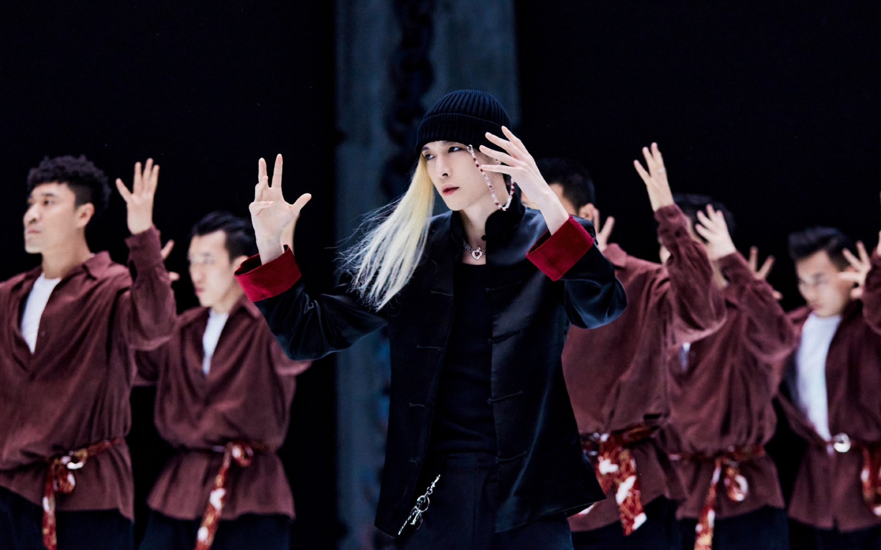 【张艺兴】【天狗食日】创作过程灵感碰撞,成品展示.太有创意了.