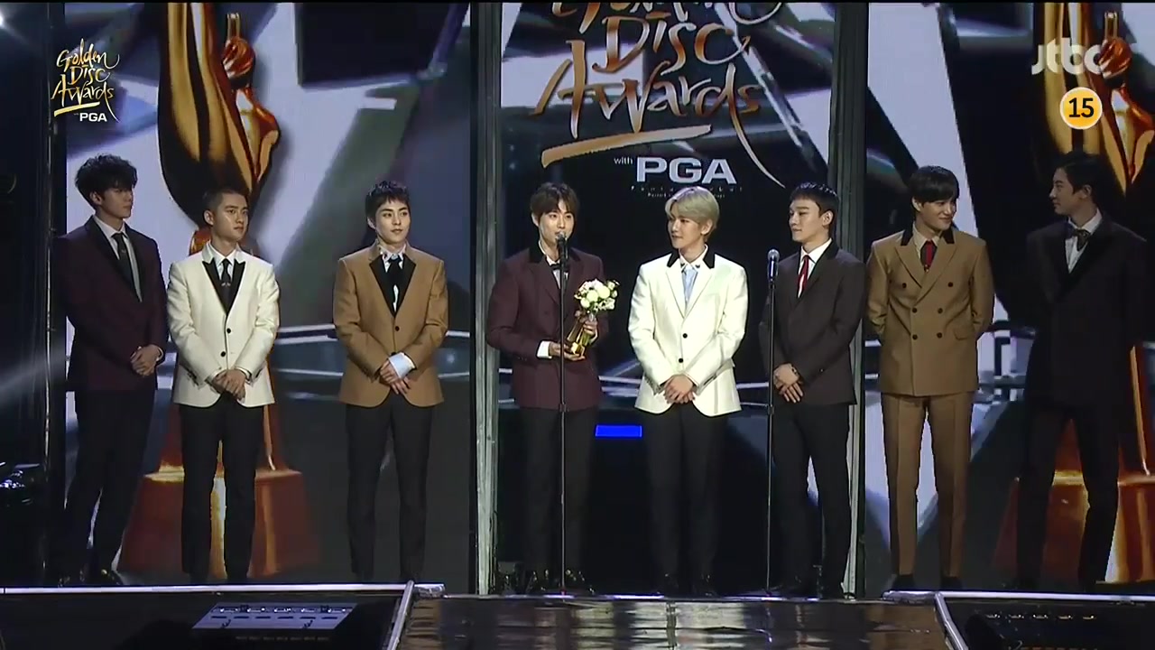 【exo】第32届金唱片 exo full cut (红毯 获奖 舞台)20180111