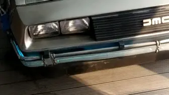 典藏中古车 跨界人生回到未来的delorean Dmc 12 哔哩哔哩 Bilibili