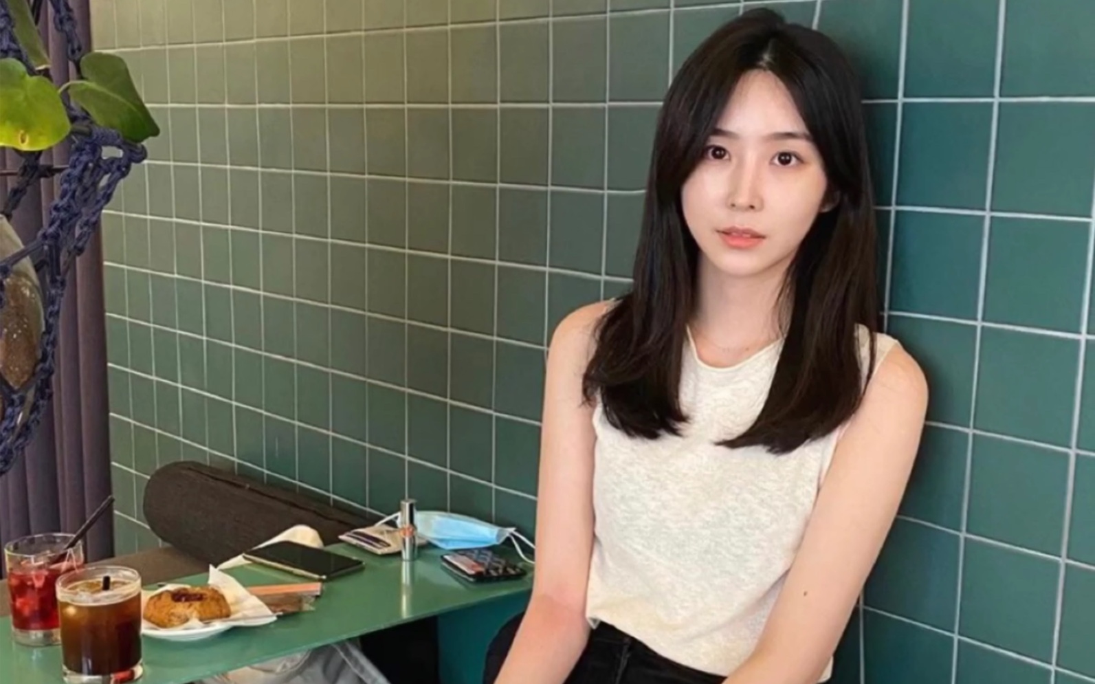 【heart signal】20 0730 朴智贤ins更新啦,聚会/冰咖啡/治愈/温柔