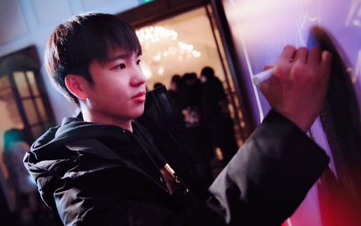 严君泽想最后一次听被念rng top letme引全屏问号,网友:请超管封了他!