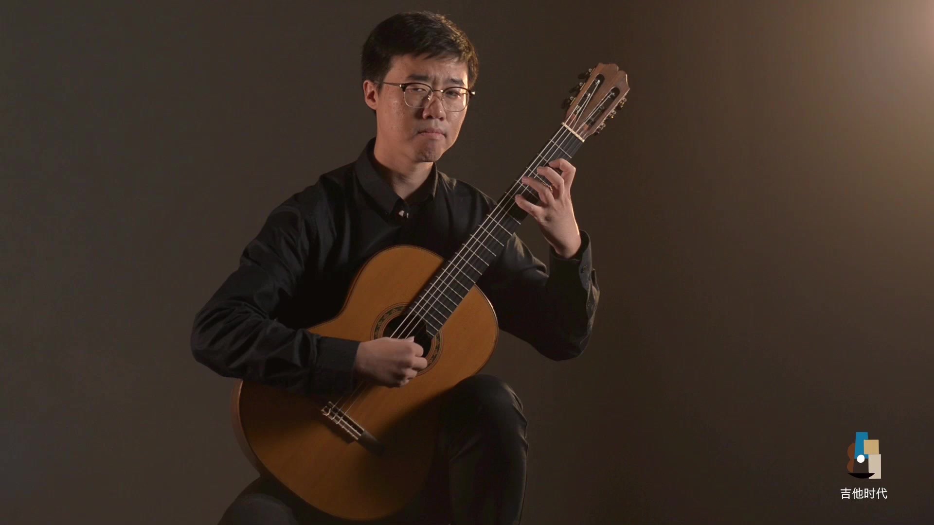 黄韬原创《不期而遇》