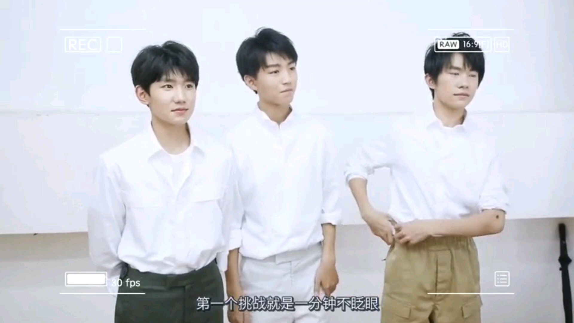 TFBOYS之间的年龄代沟真的这么大吗?哔哩哔哩bilibili