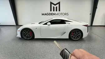 下载视频: 如何驾驶价值80万美元的凌志（Lexus）LFA——史上最佳音效的跑车?