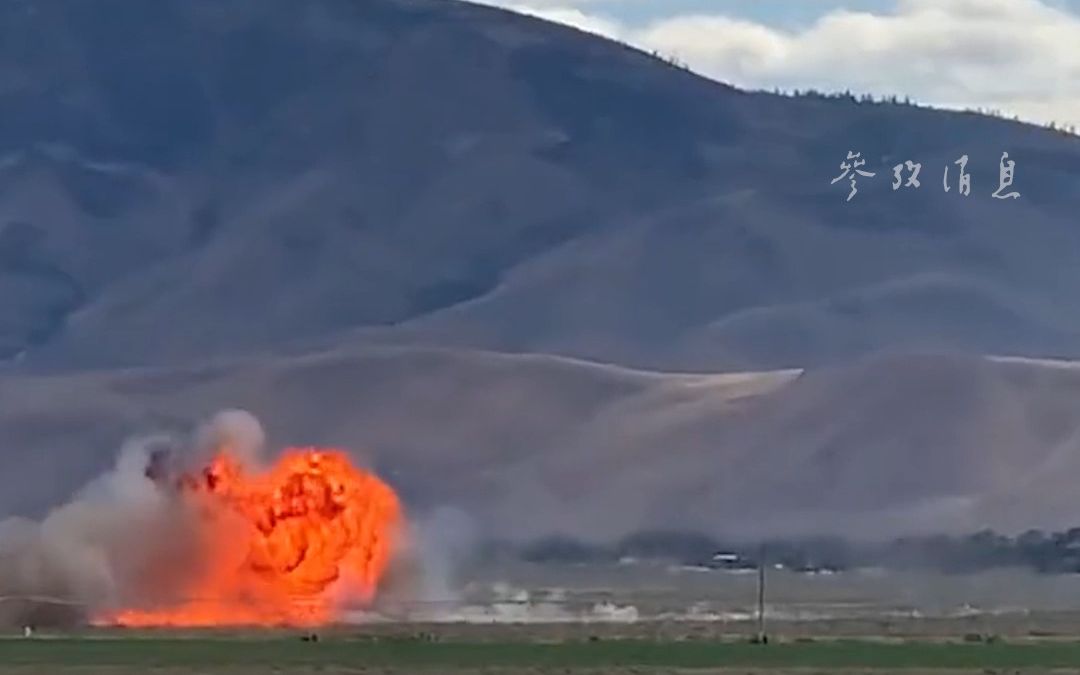 美国一航空比赛中飞机坠毁 造成1人死亡哔哩哔哩bilibili