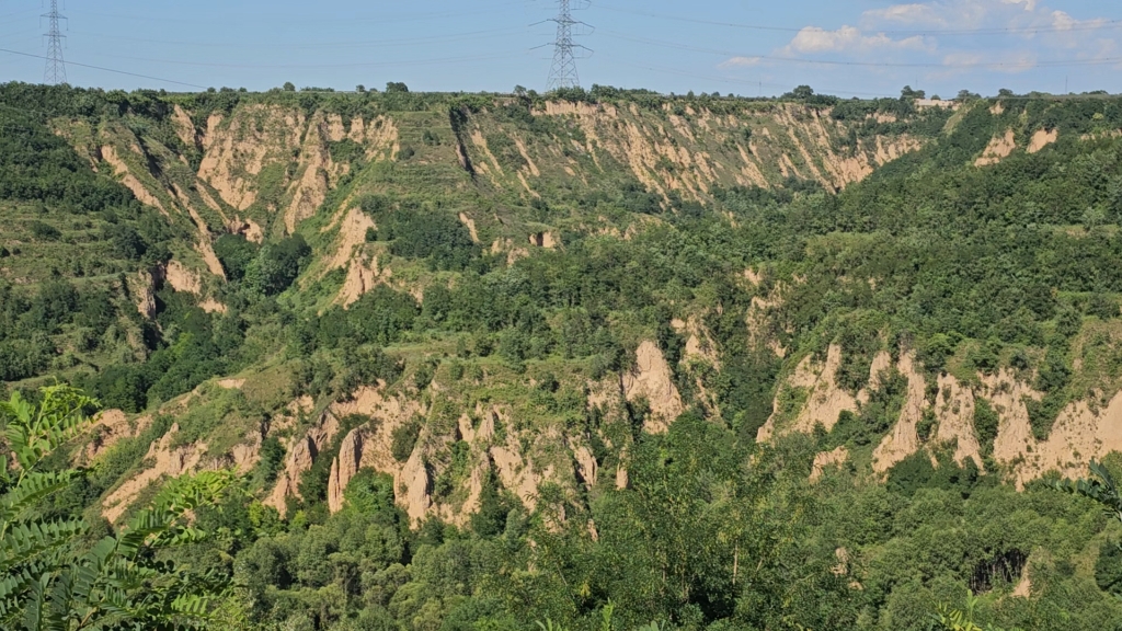 洛川县地貌图片