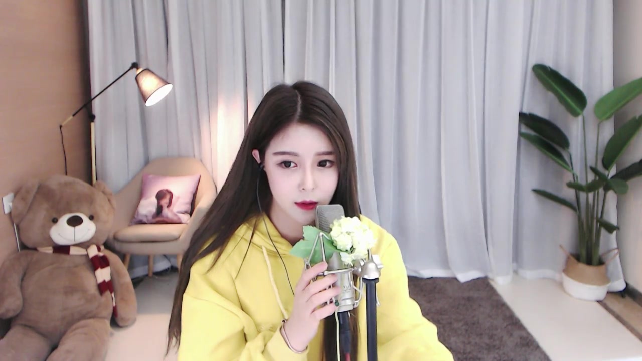 【苏恩olivia】2018-10-12 斗鱼标题:跳舞噜噜噜~ (*^__^*)