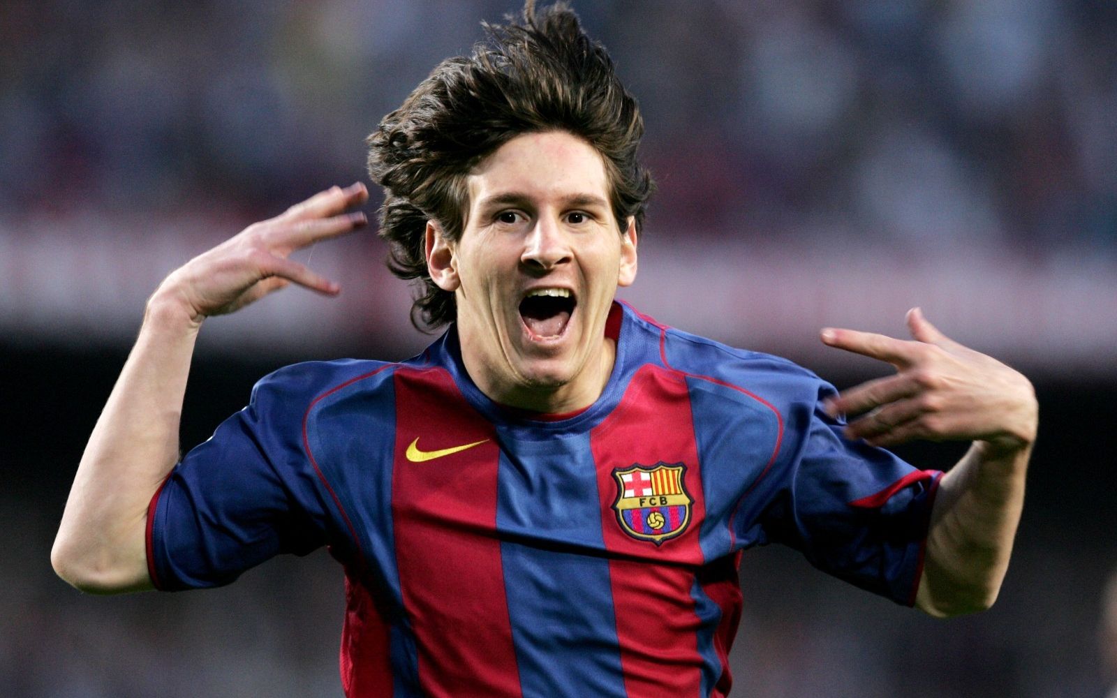 全场沸腾!梅西在诺坎普的十大经典进球