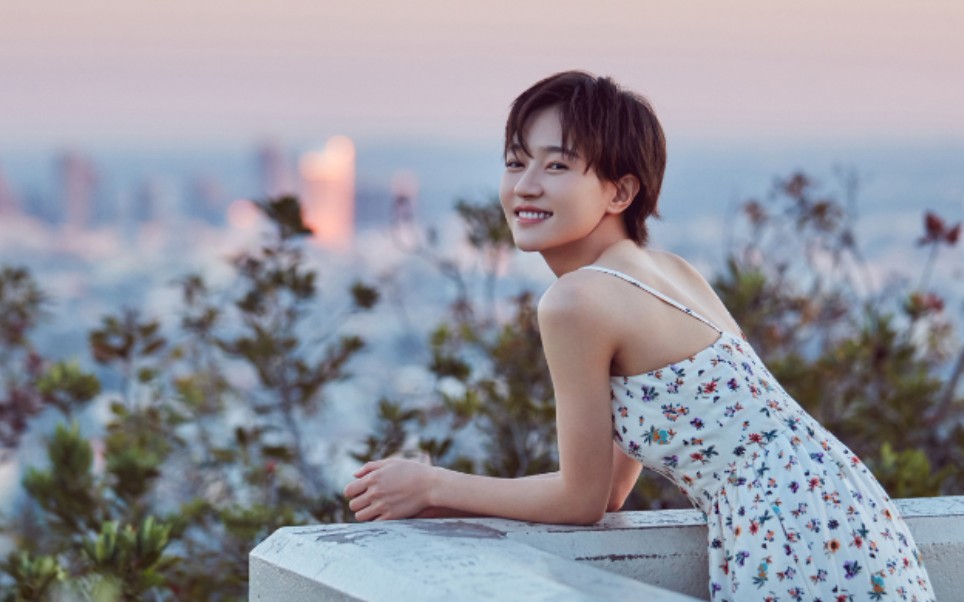 【焦俊艳】一笑就变眯眯眼～～眉眼弯弯超治愈7815_哔哩哔哩 (゜